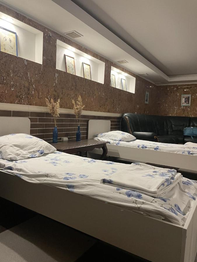 Mang'O Hostel Aktau  Kültér fotó