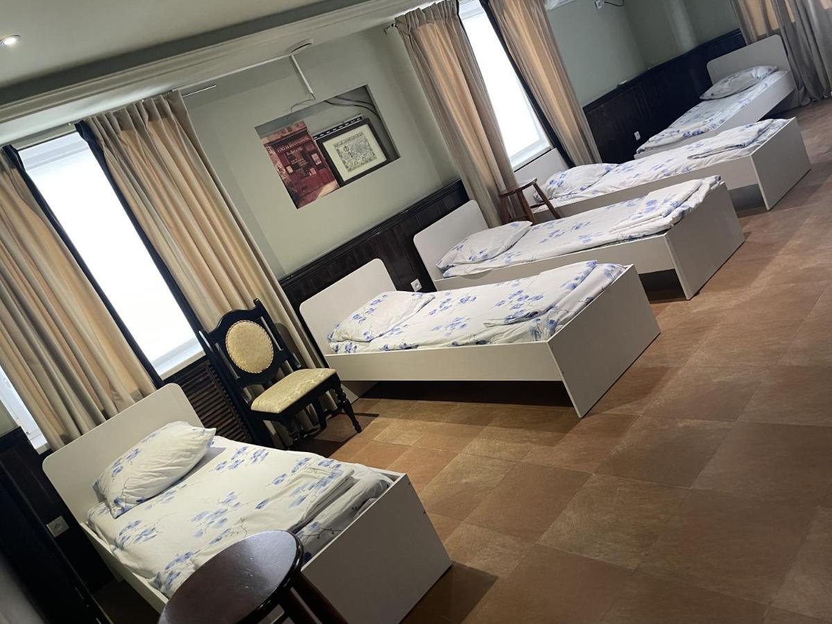Mang'O Hostel Aktau  Kültér fotó
