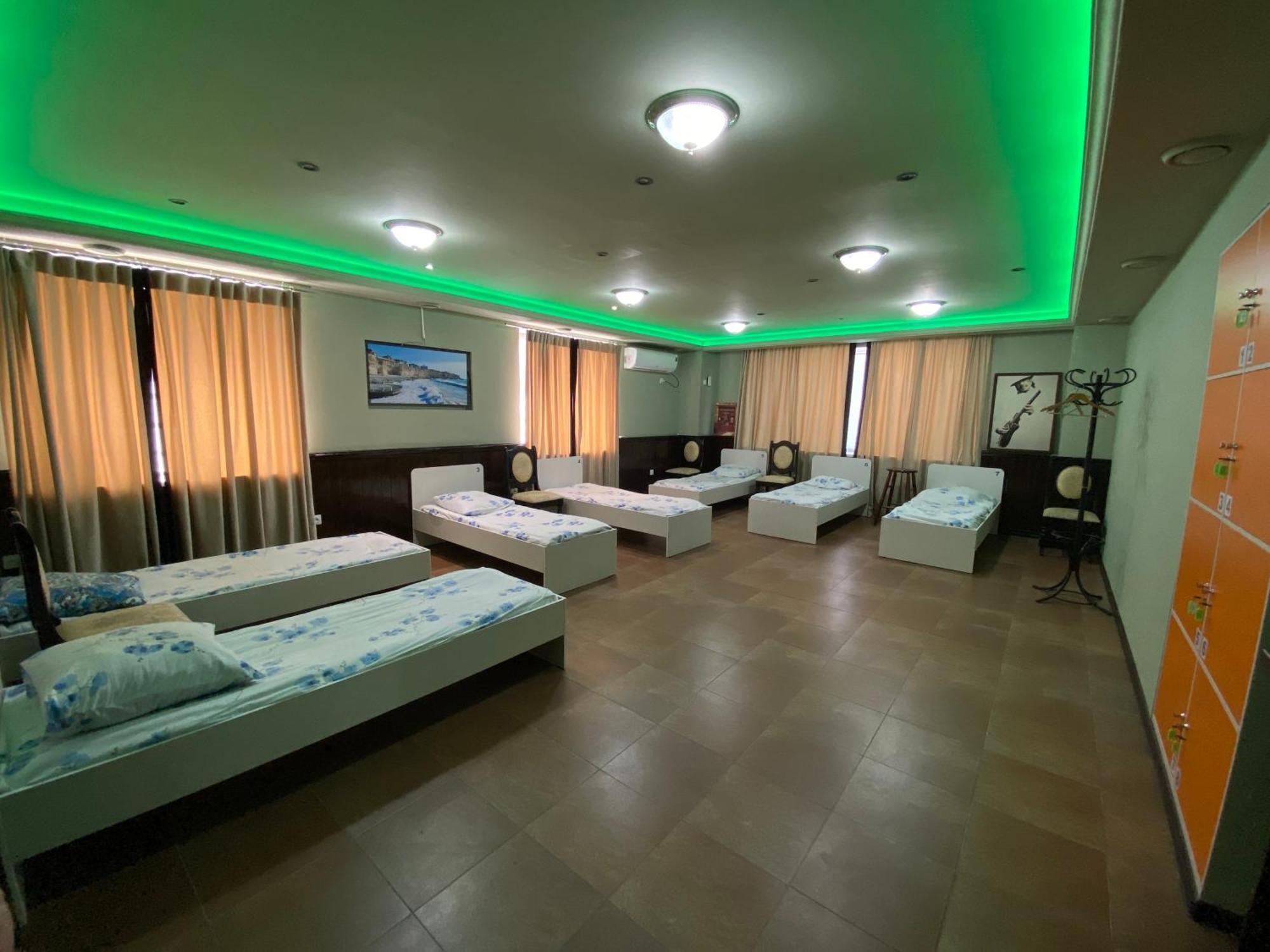 Mang'O Hostel Aktau  Kültér fotó
